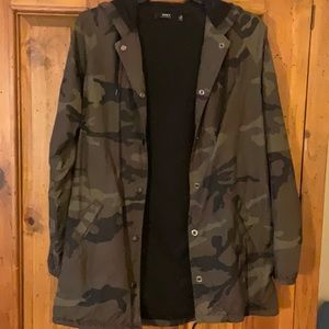 Obey camo snap closure wind breaker with hood